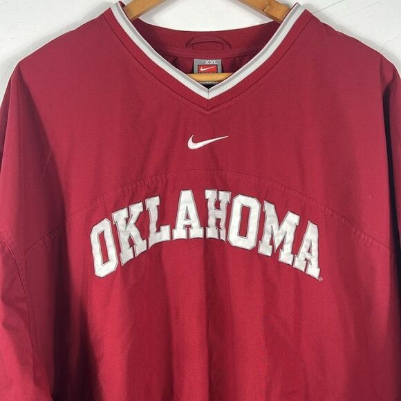 🔥🏈 Vintage OKLAHOMA SOONERS Nike Center Swoosh Pullover Polyester Jacket - 2XL - Picture 2 of 9